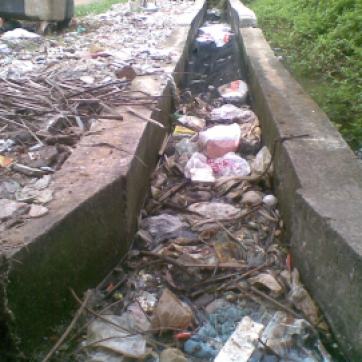 http://andamansaravanan.blogspot.com/2010/09/madhavaram-poor-drainage-system-puts.html